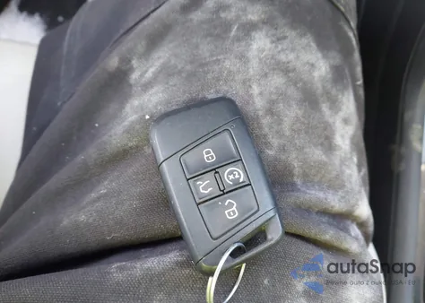 2019 Volkswagen Tiguan 2.0T Sel Premium/2.0T Sel Premium R-Line from USA, damaged, VIN 3VV4B7AX9KM039915